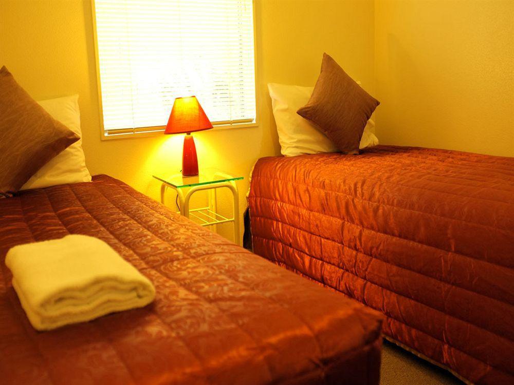 Birchwood Spa Motel Роторуа Экстерьер фото