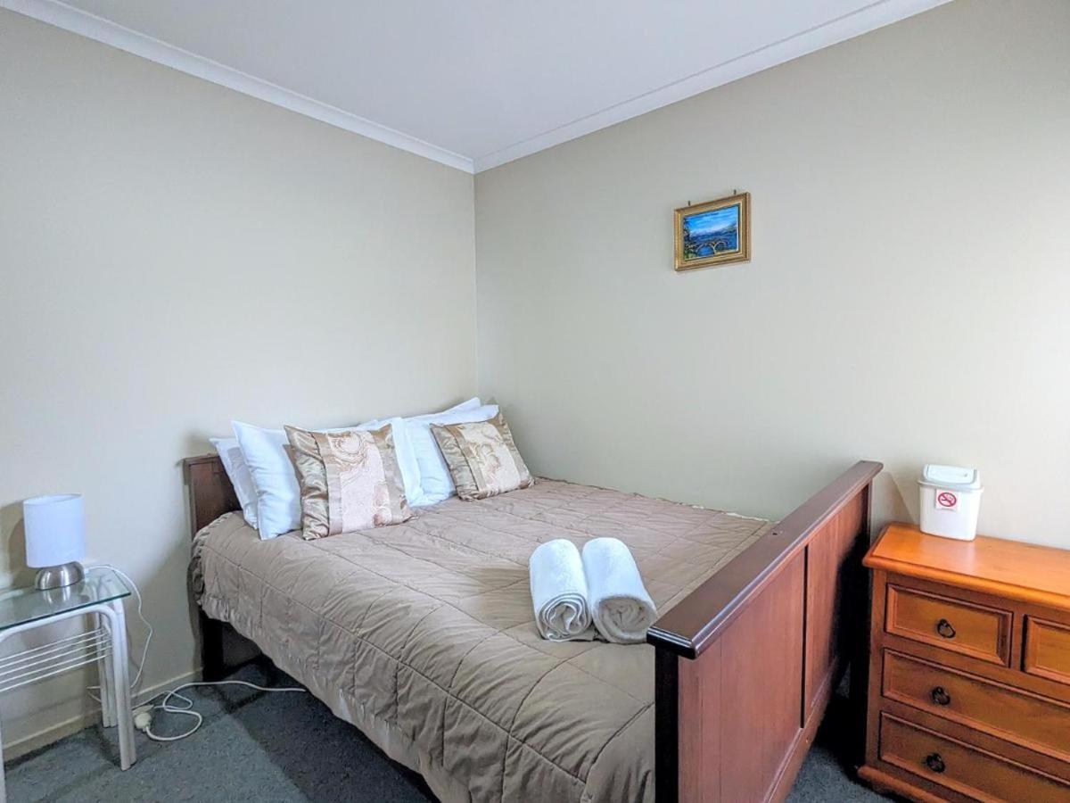 Birchwood Spa Motel Роторуа Экстерьер фото
