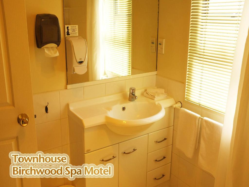 Birchwood Spa Motel Роторуа Номер фото